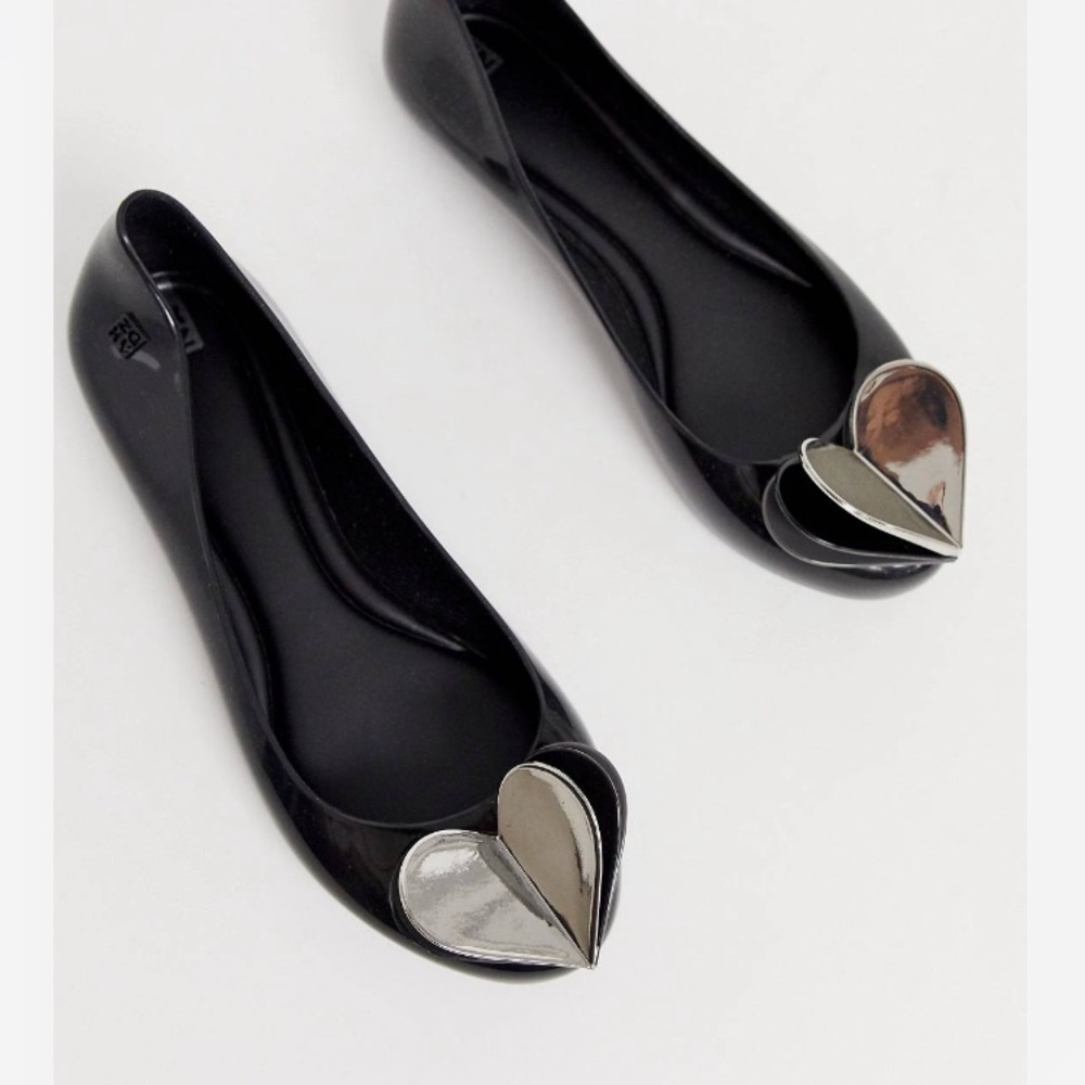 ZAXY VALENTINES HEART FLAT SHOES IN BLACK